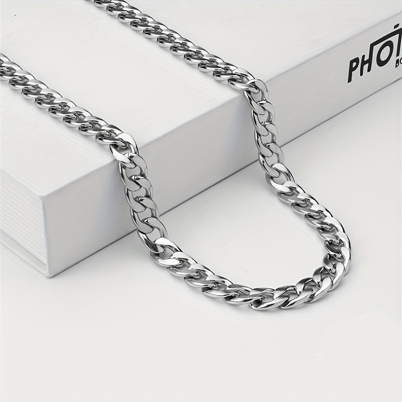 Fashionable Classic Stainless Steel Cuban Link Chain Necklace
